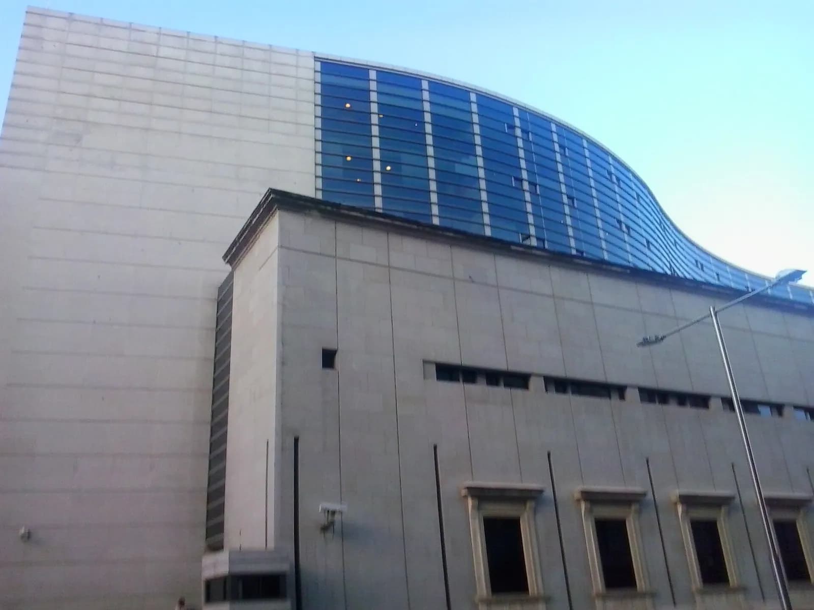 Exterior view of the Offices for the Congress of Deputies in Madrid.