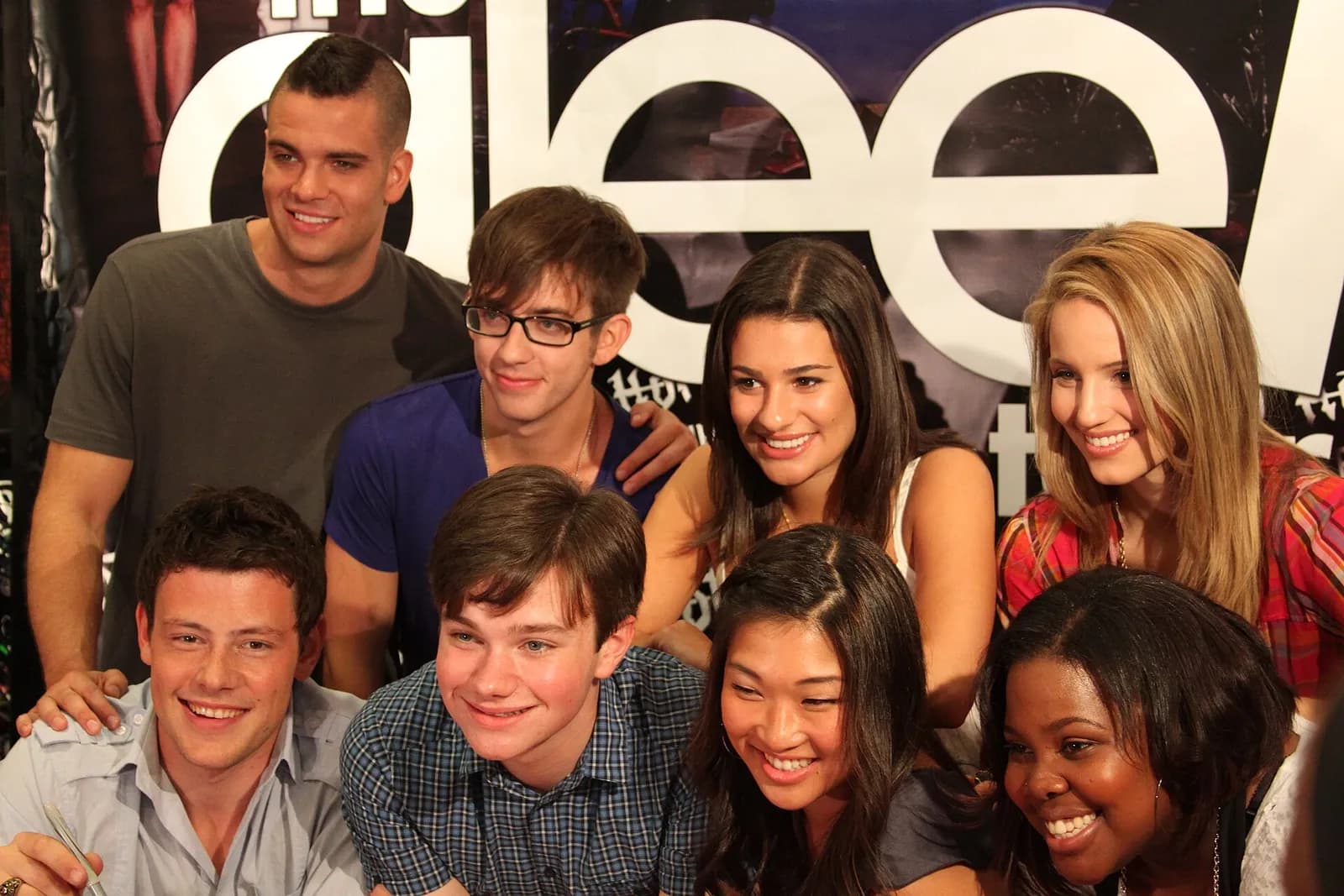 Members of the Glee cast together in 2009.