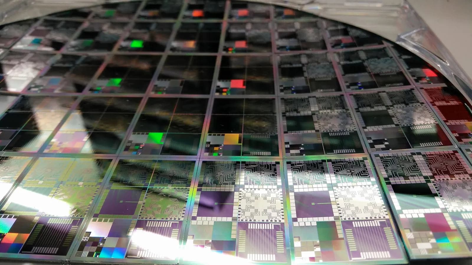 A 12-inch wafer of microelectronic testbeds.