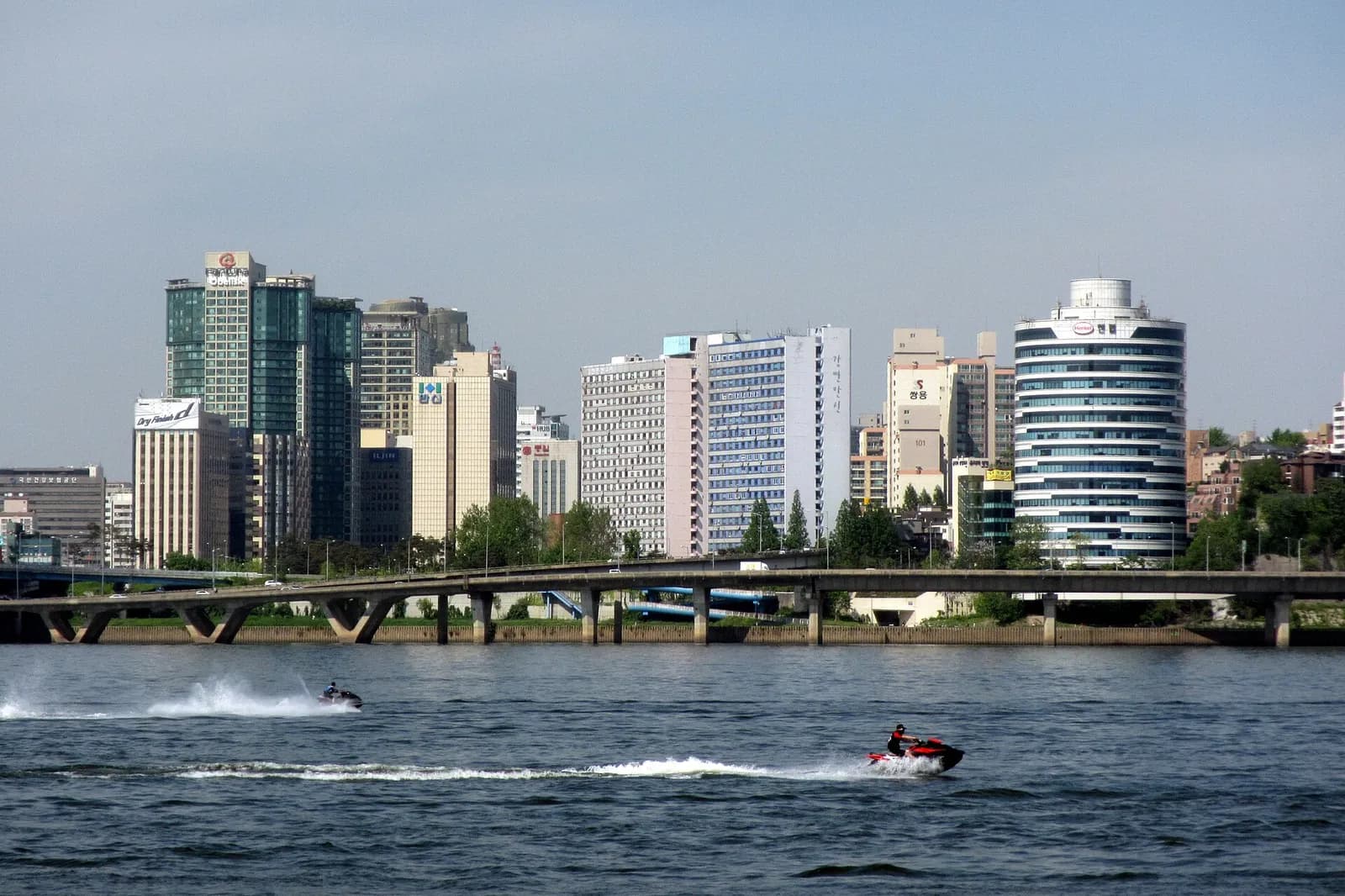 Seoul skyline viewed from Hangang Park.