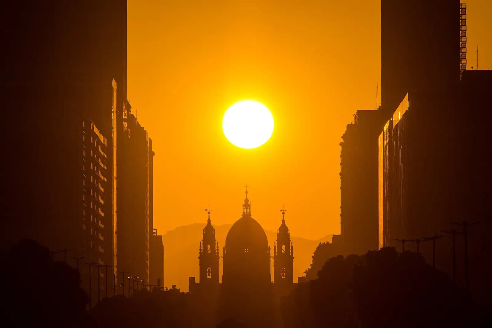 Candelária Church in central Rio de Janeiro, seen from outside.