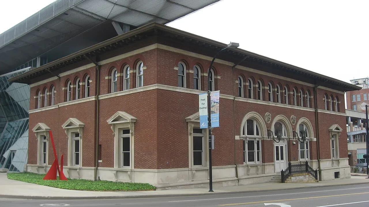 Exterior of the former Akron post office building, now part of the Akron Art Museum