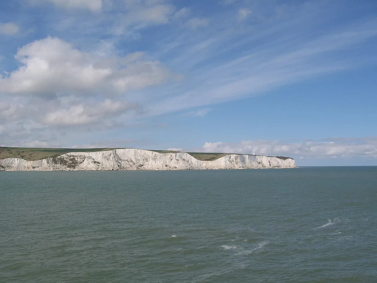 White cliffs beside the English Channel at Dover