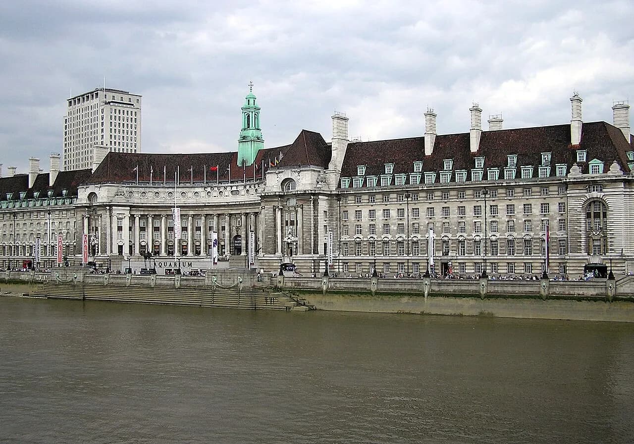 London County Hall beside the River Thames