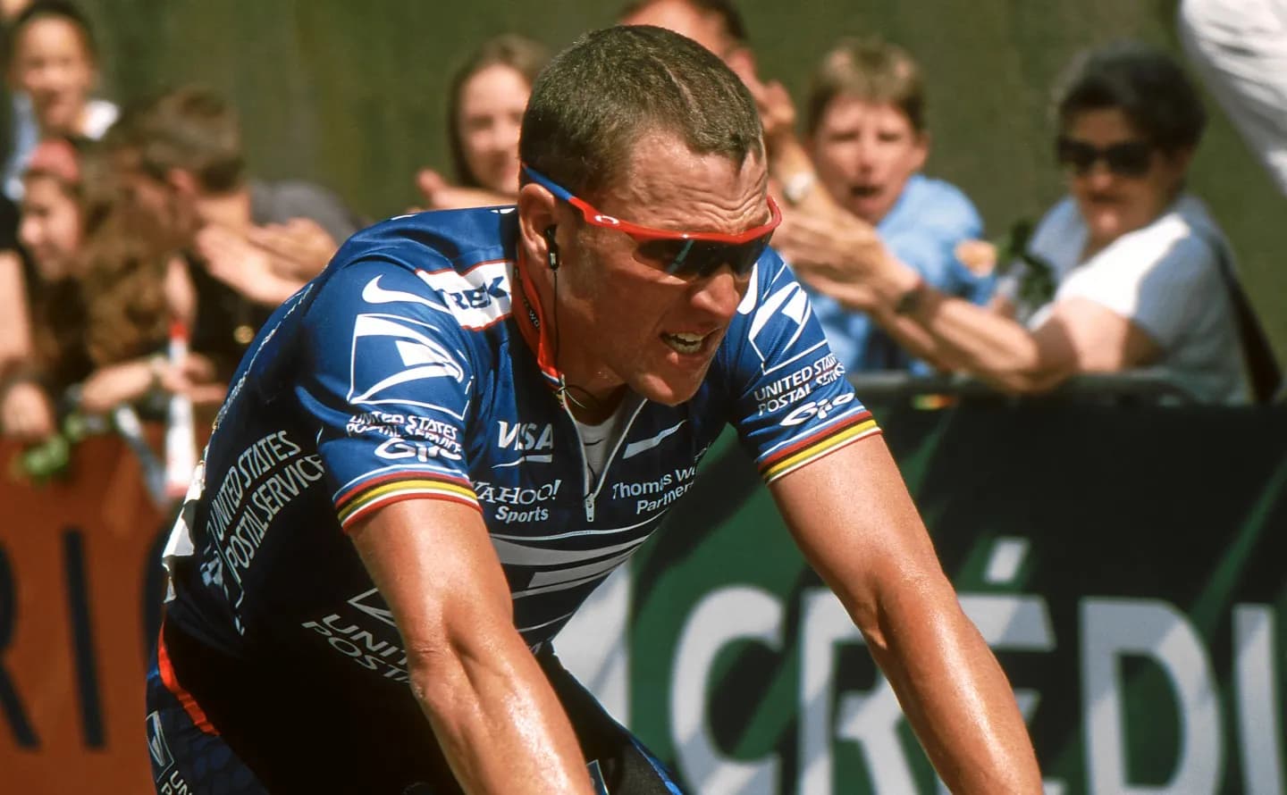 Lance Armstrong competes at the 2002 Grand Prix Midi Libre.