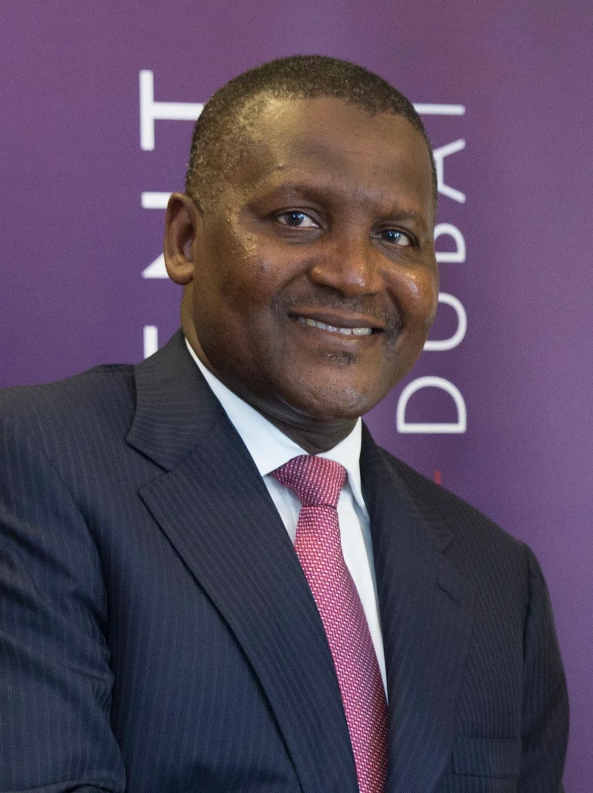 Aliko Dangote pictured in a suit and tie.