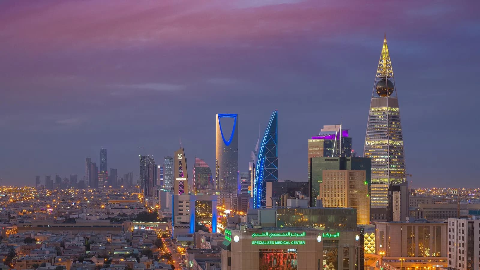 Riyadh’s Olaya district skyline