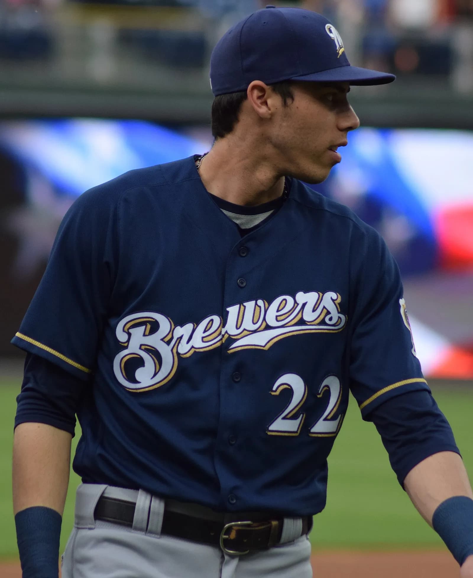 Christian Yelich in a Milwaukee Brewers uniform during a game.