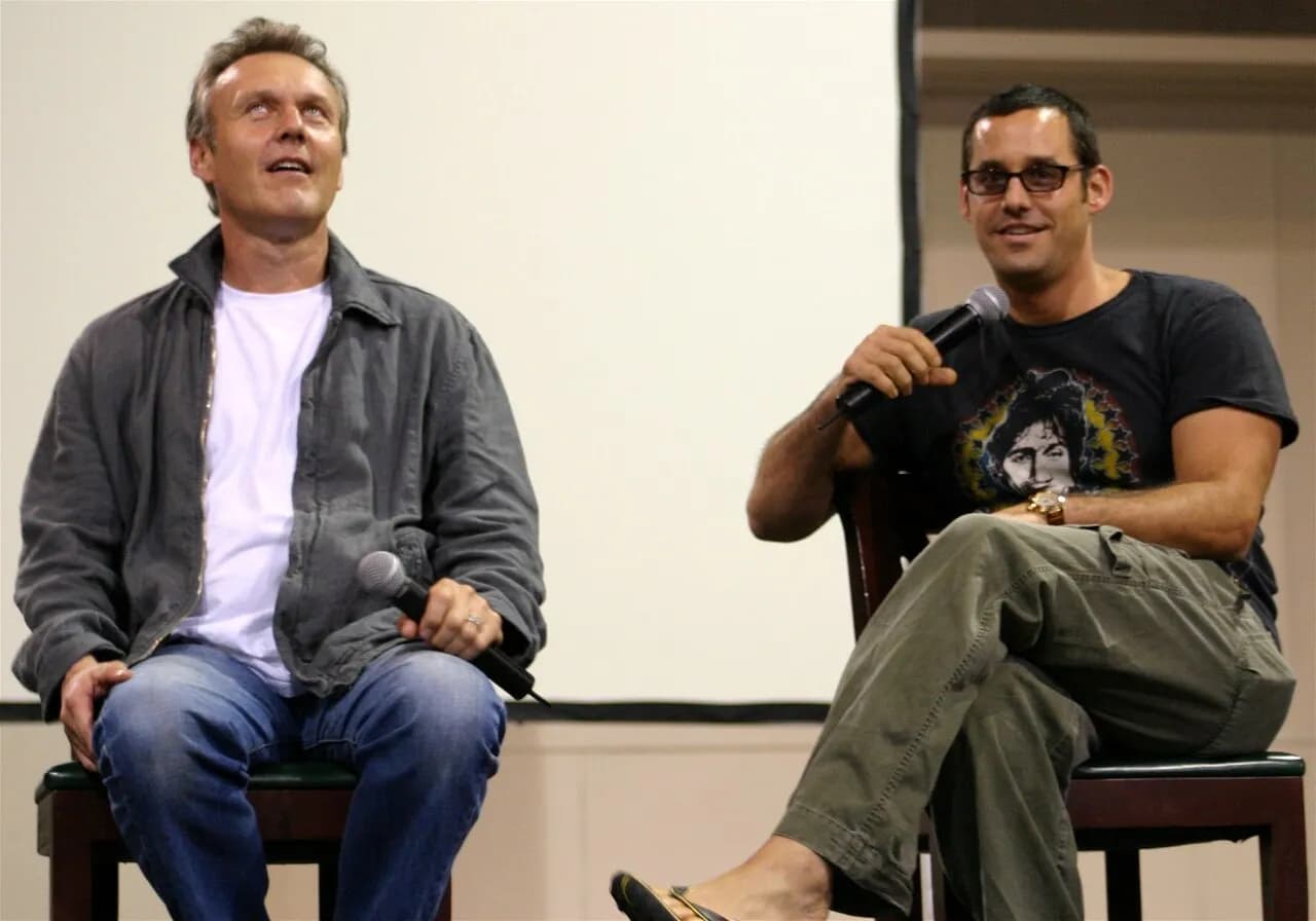 Anthony Stewart Head and Nicholas Brendon together at Oakland Super SlayerCon in 2004