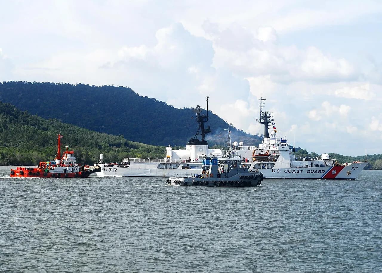 U.S. Coast Guard cutter Mellon arriving at Lumut Naval Base in Malaysia in 2010