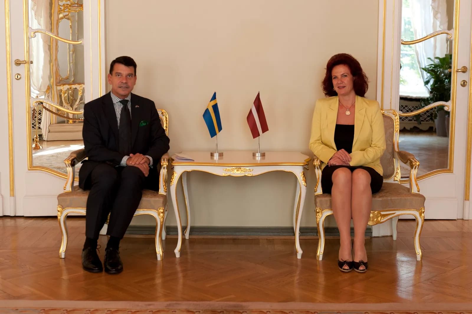 Henrik Landerholm meets Solvita Āboltiņa in Riga.