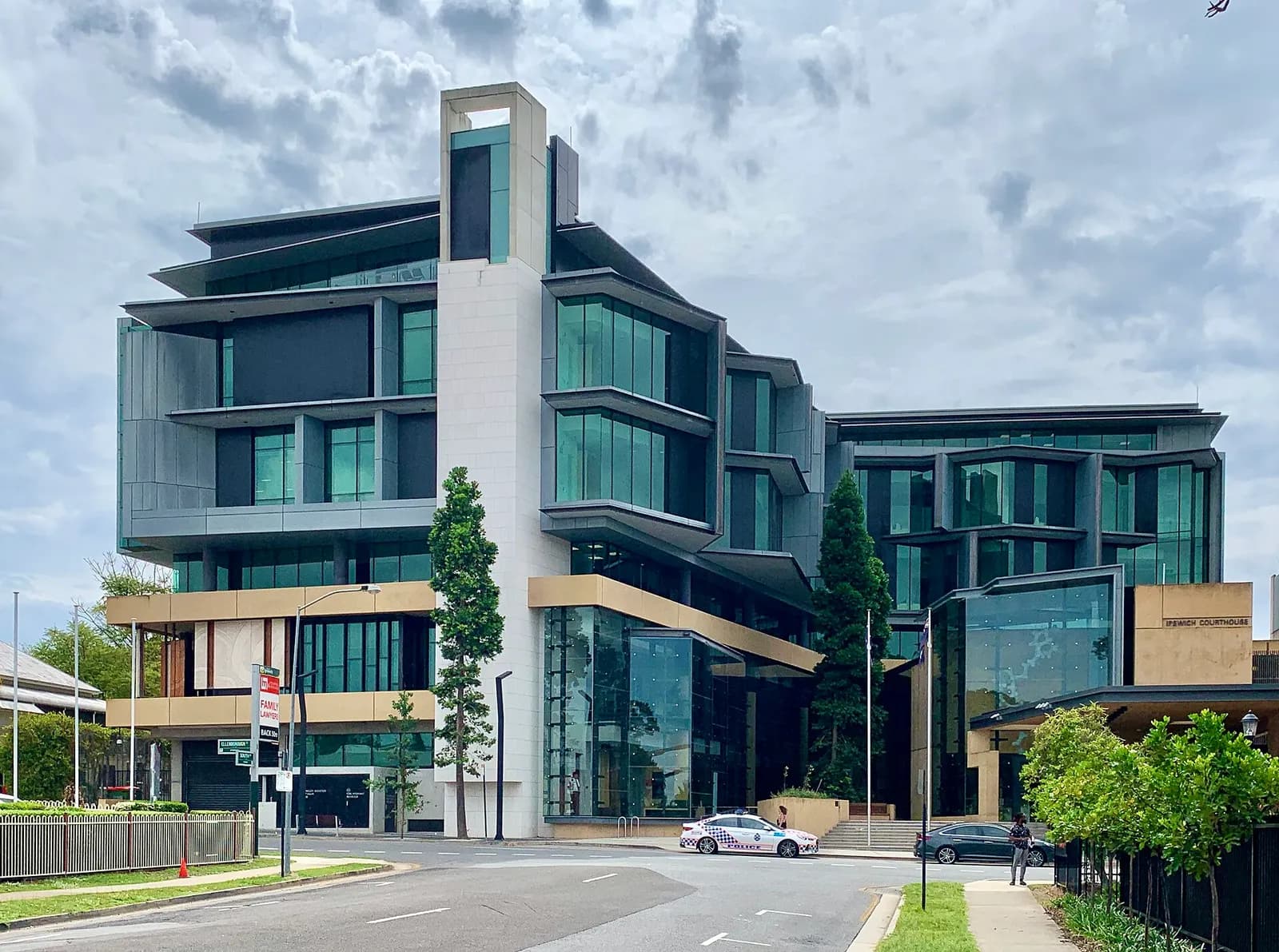 Exterior of Ipswich Court House in Queensland.