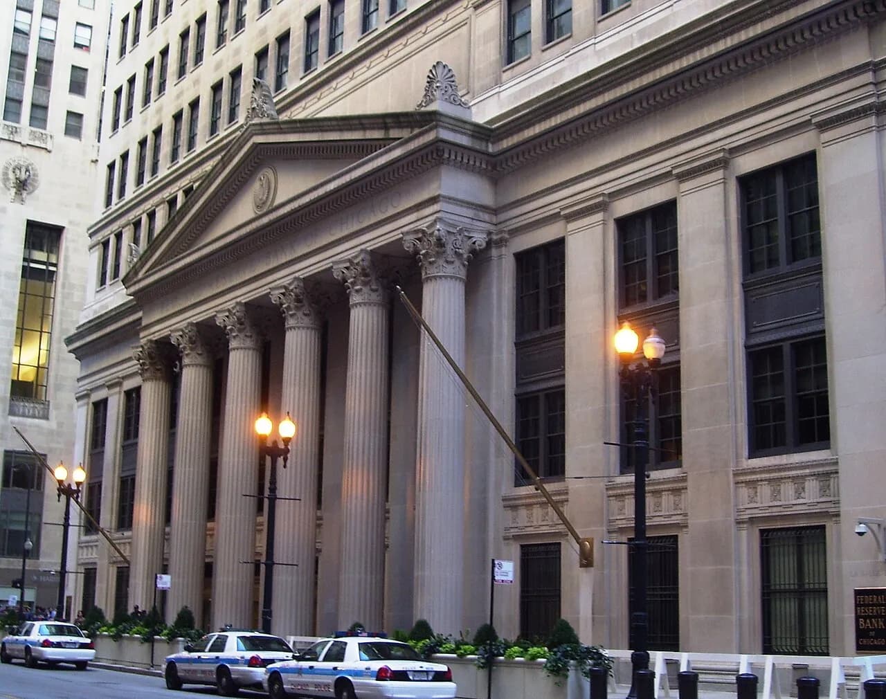 Facade of the Federal Reserve Bank of Chicago building on LaSalle Street