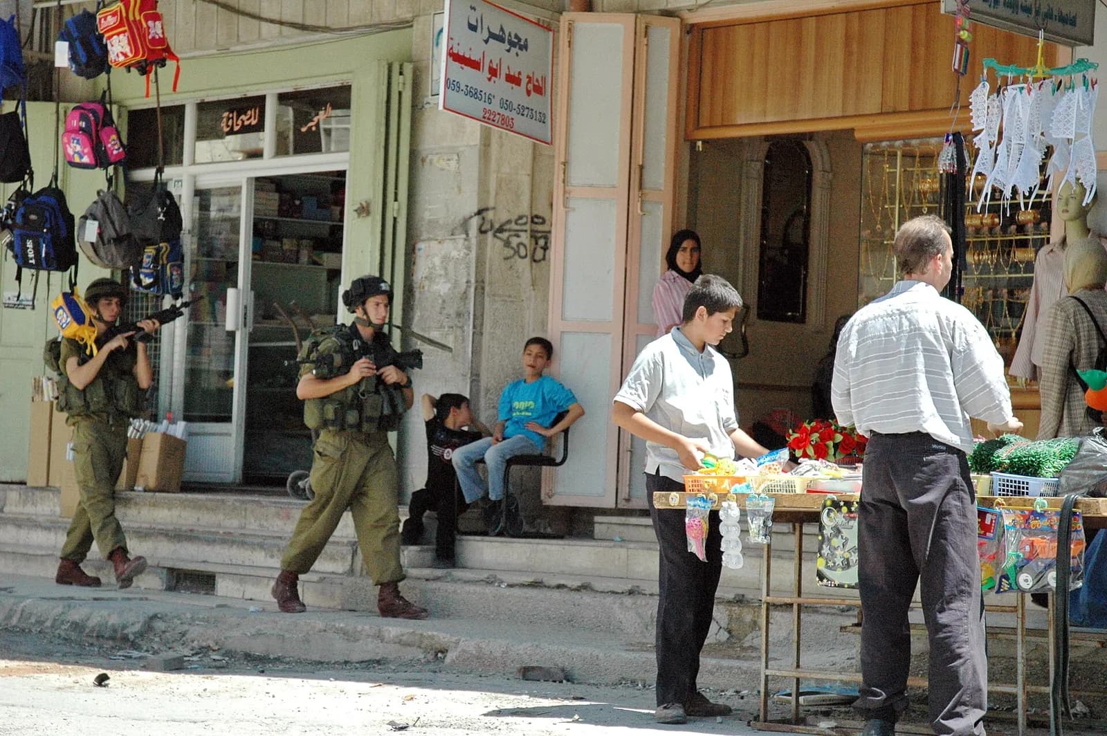 Israeli soldiers on a street in Hebron in 2004