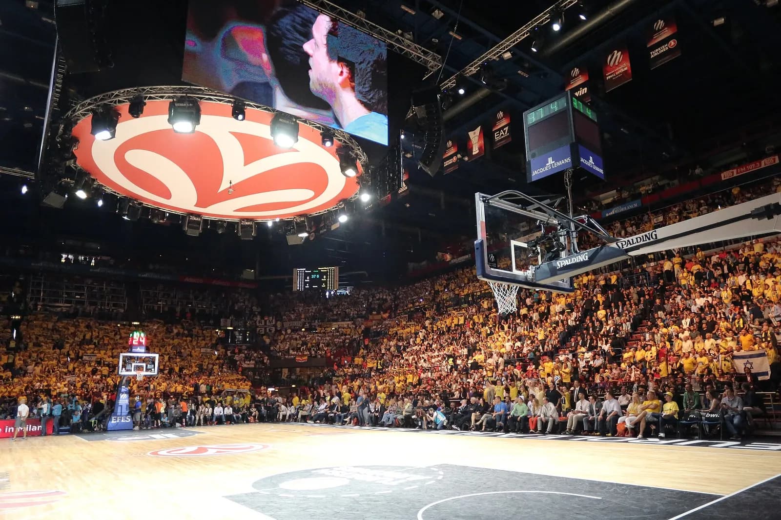 Maccabi supporters at the Forum di Assago during the 2014 EuroLeague final.