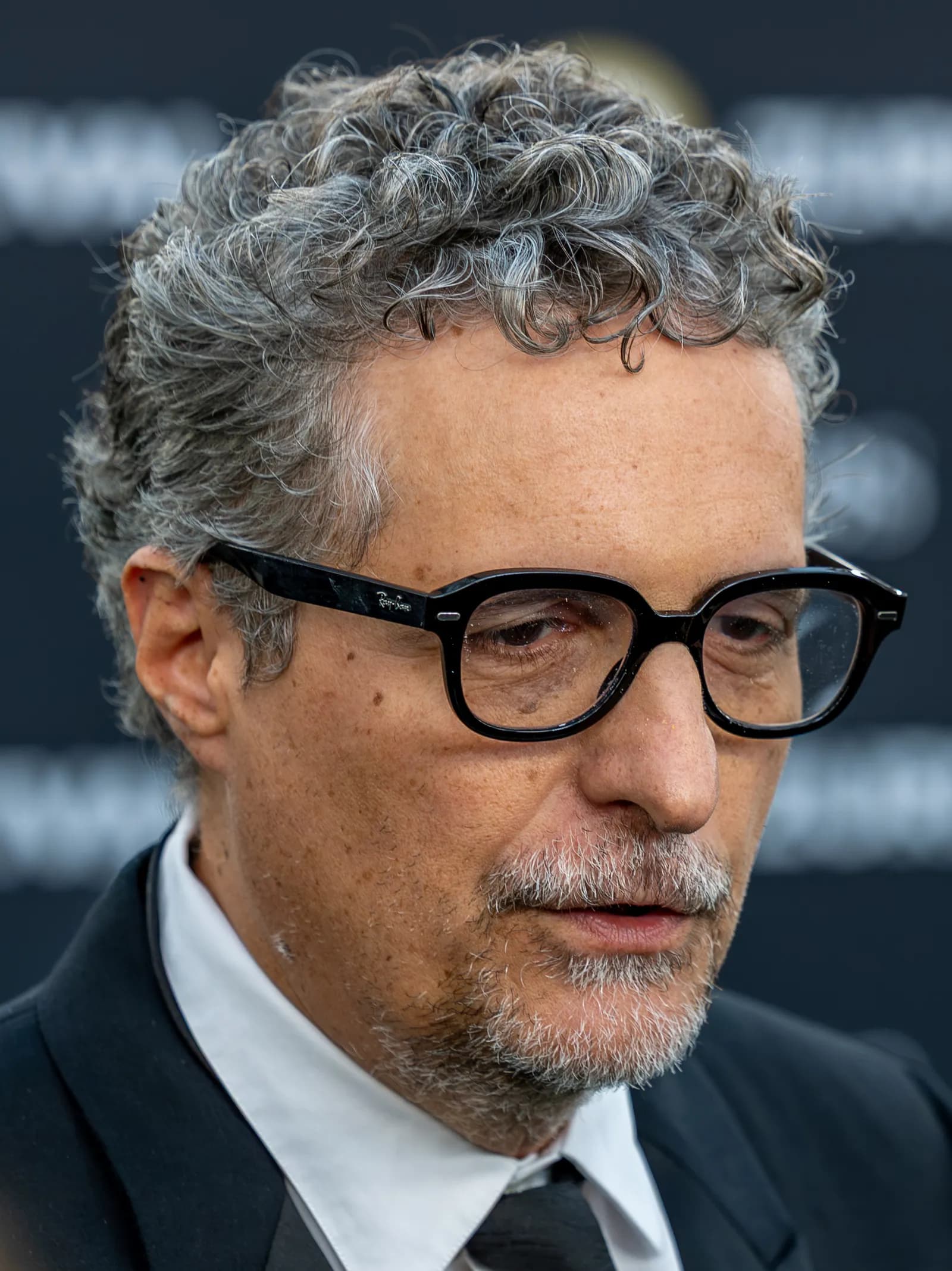 Kleber Mendonça Filho on the green carpet at the 2025 Zurich Film Festival.