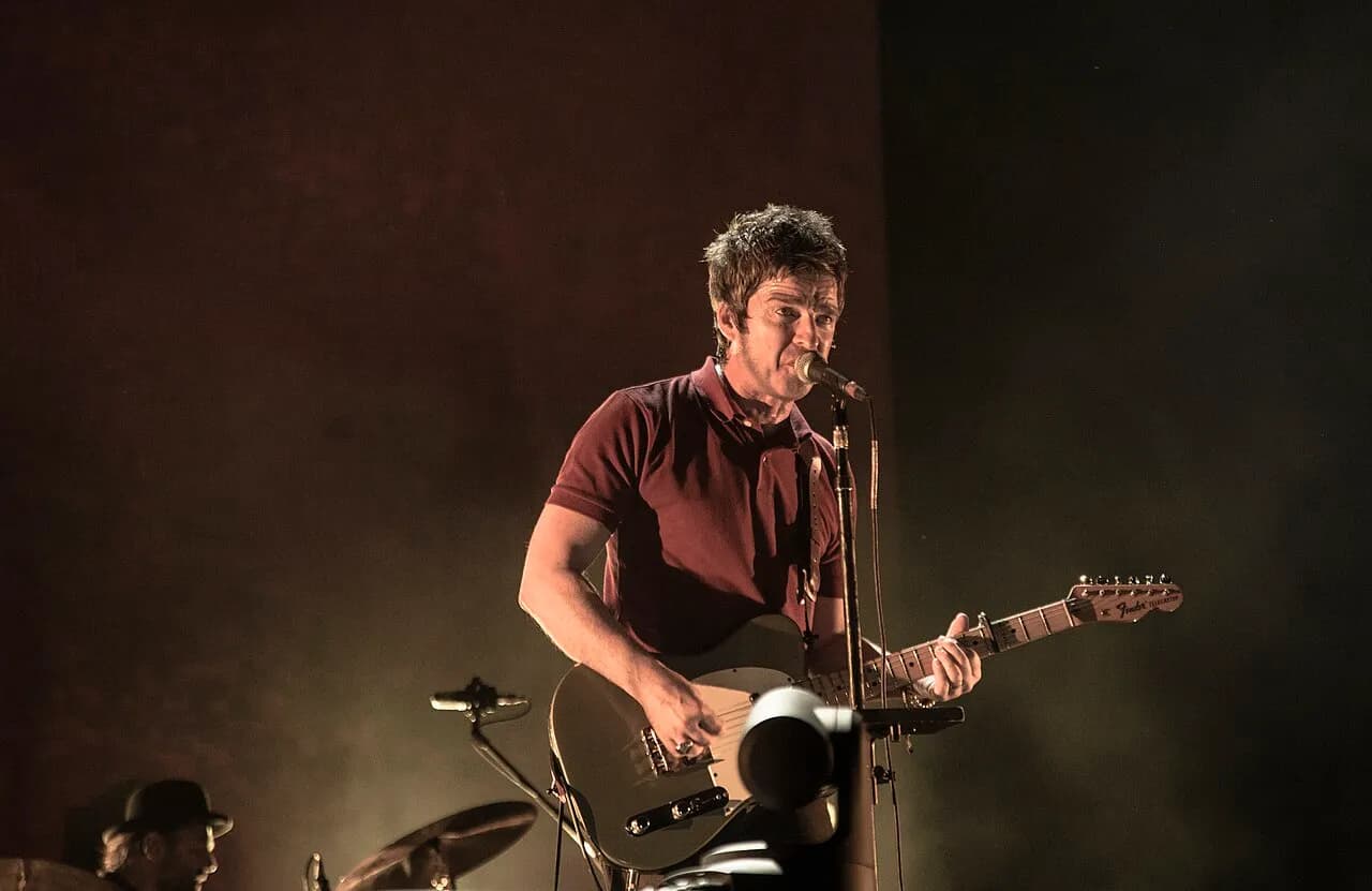 Noel Gallagher performing at the Festival Internacional de Benicàssim in 2015
