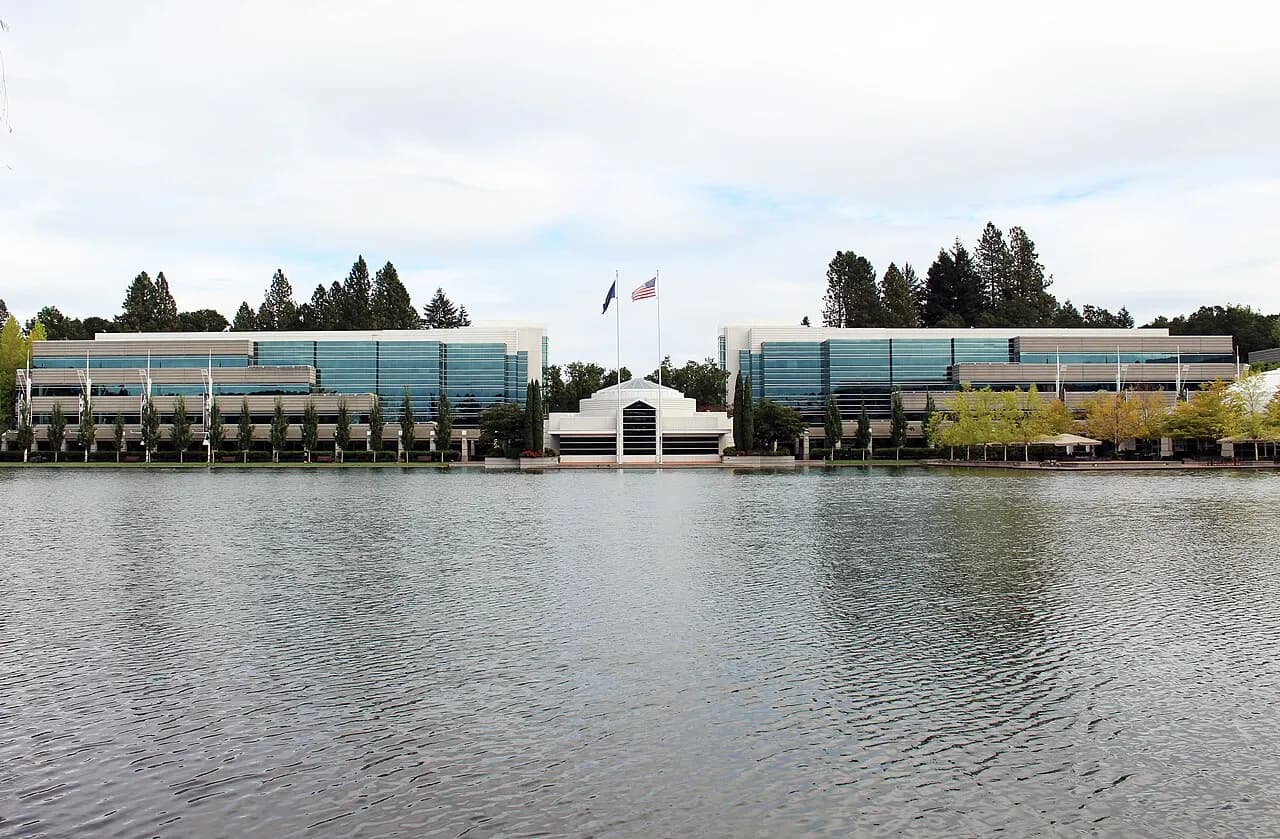 Nike World Headquarters building in Beaverton, Oregon