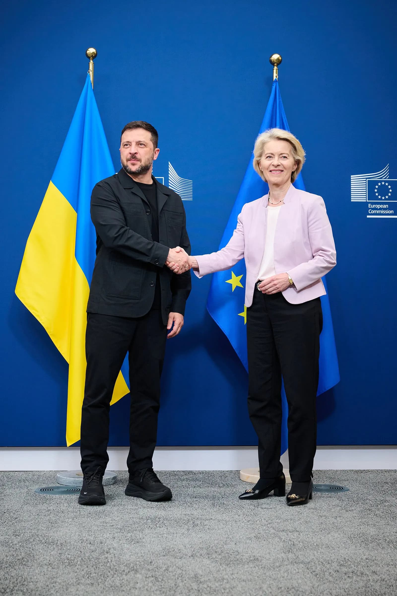 Volodymyr Zelensky and Ursula von der Leyen at a European Commission press point in Brussels.