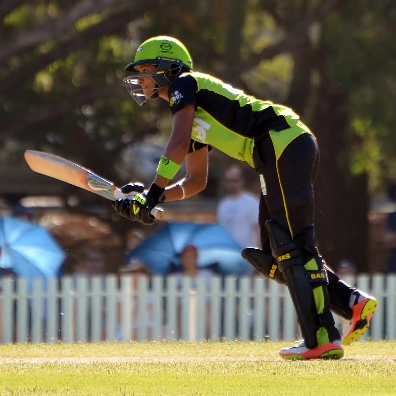 Harmanpreet Kaur batting for Sydney Thunder during a Women’s Big Bash League match against Perth Scorchers.