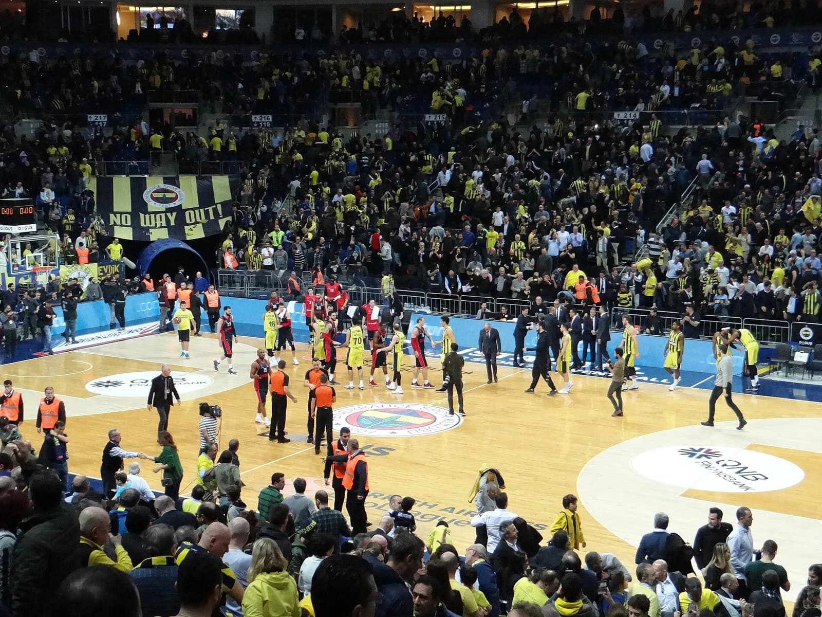 Basketball game between Fenerbahçe and Saski Baskonia in the EuroLeague.