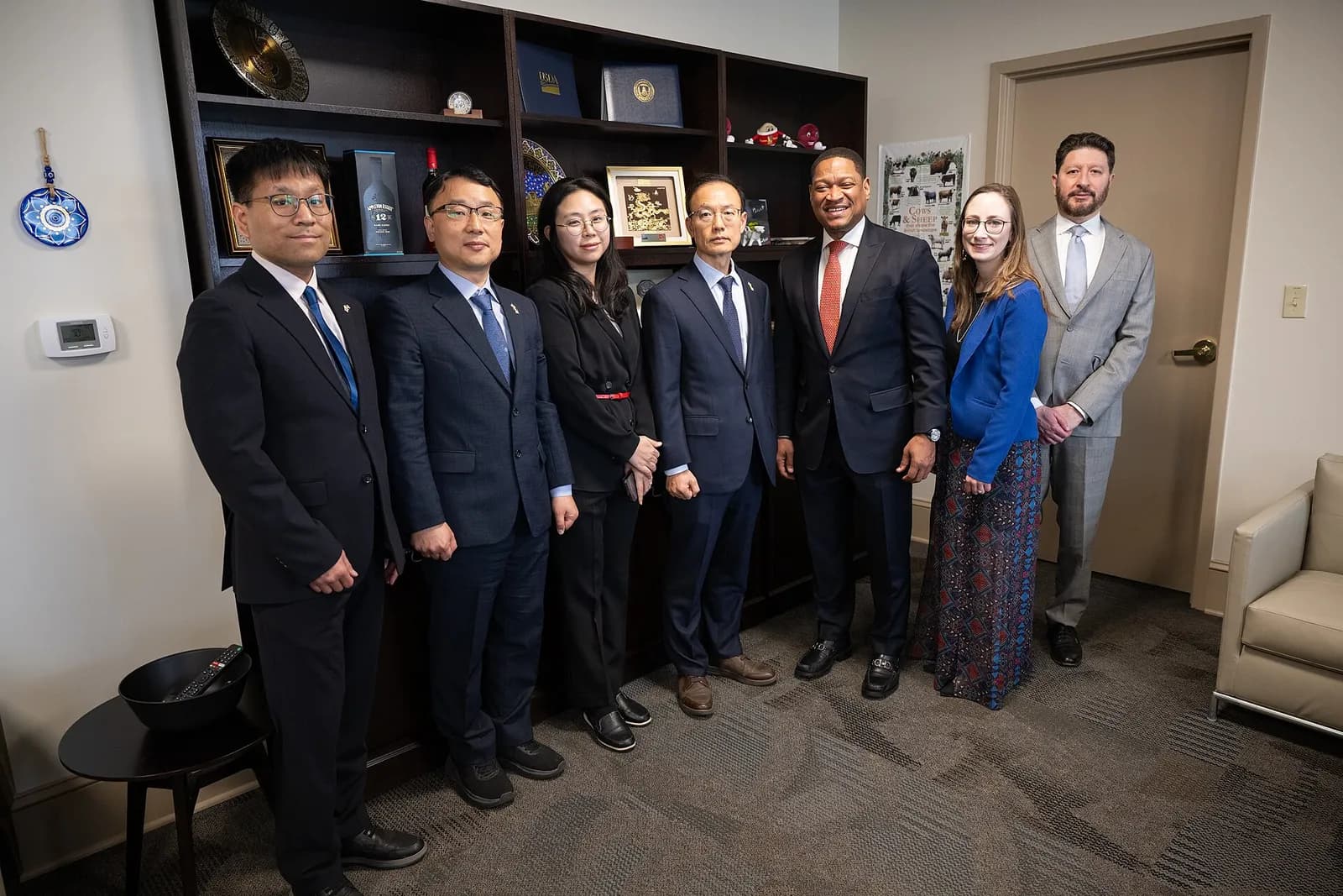 South Korean Ministry of Food and Drug Safety and U.S. Department of Agriculture officials meet at USDA headquarters.