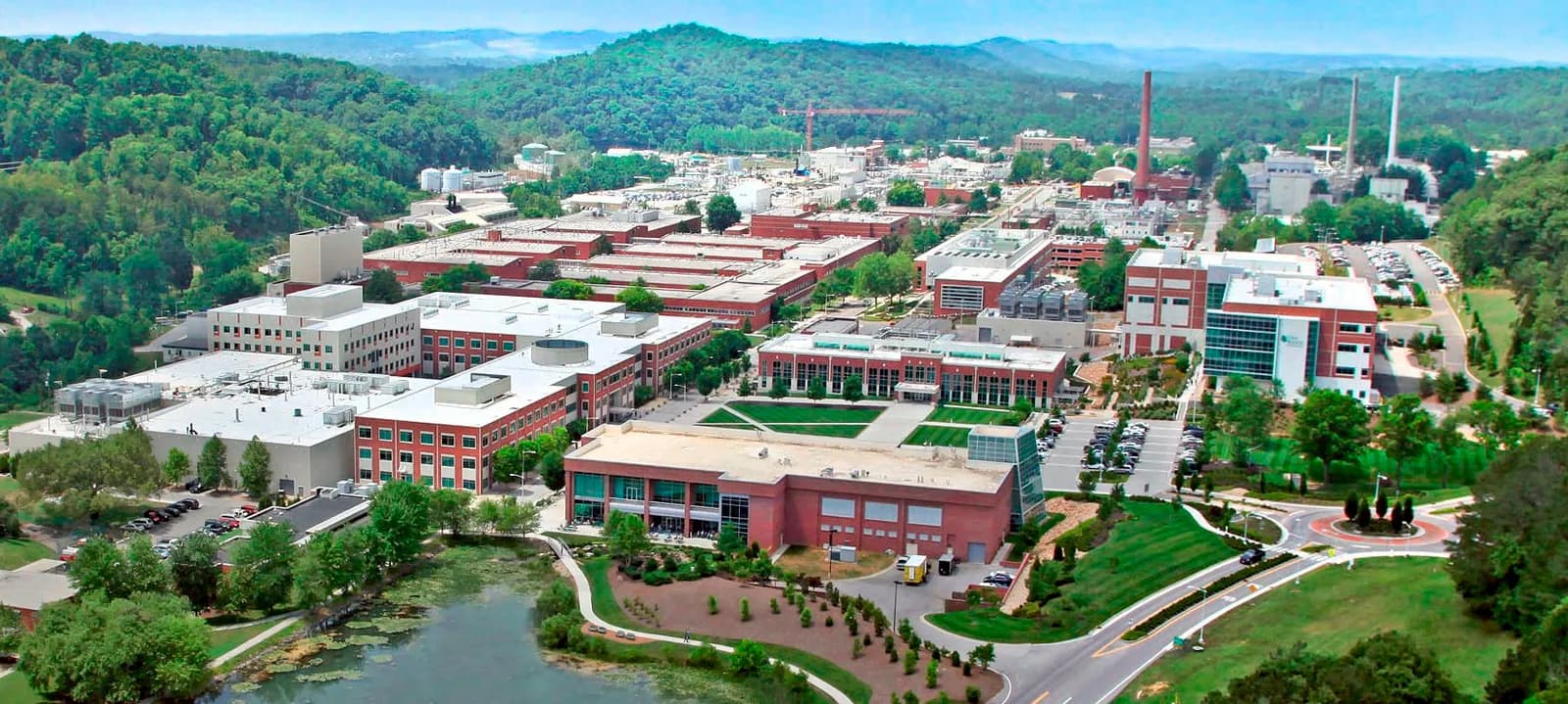 Aerial view of the Oak Ridge National Laboratory campus in Tennessee