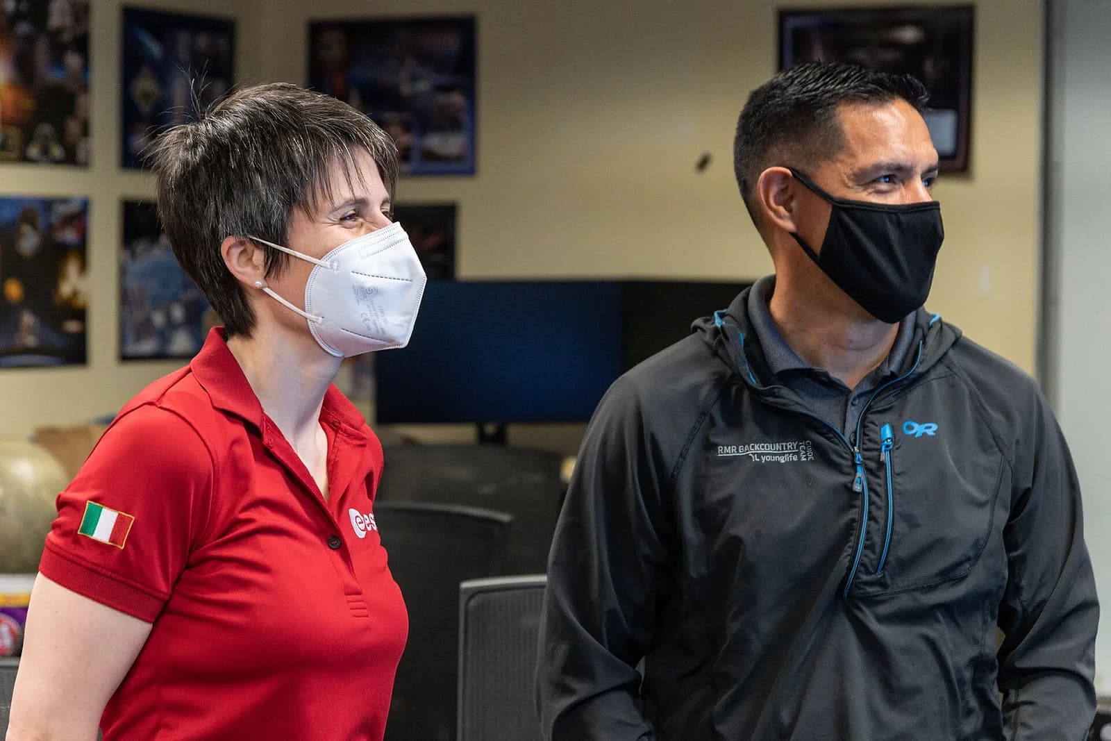 NASA astronaut Frank Rubio and ESA astronaut Samantha Cristoforetti during SAFER maintenance training at Johnson Space Center.