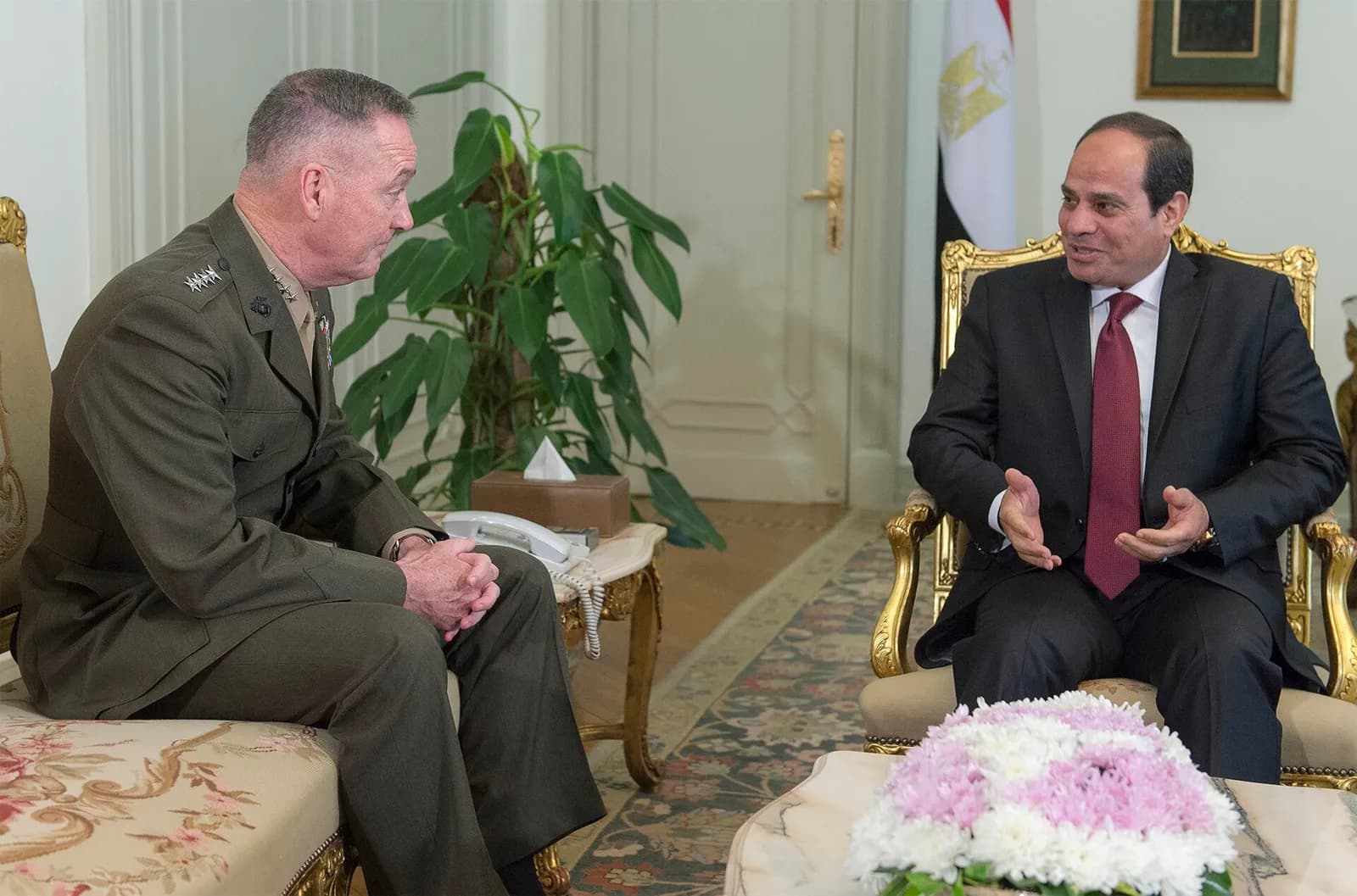 Egyptian President Abdel Fattah el-Sisi meets U.S. Marine Gen. Joseph F. Dunford Jr. and Egyptian Defence Minister Sedki Sobhi at the presidential palace in Cairo.