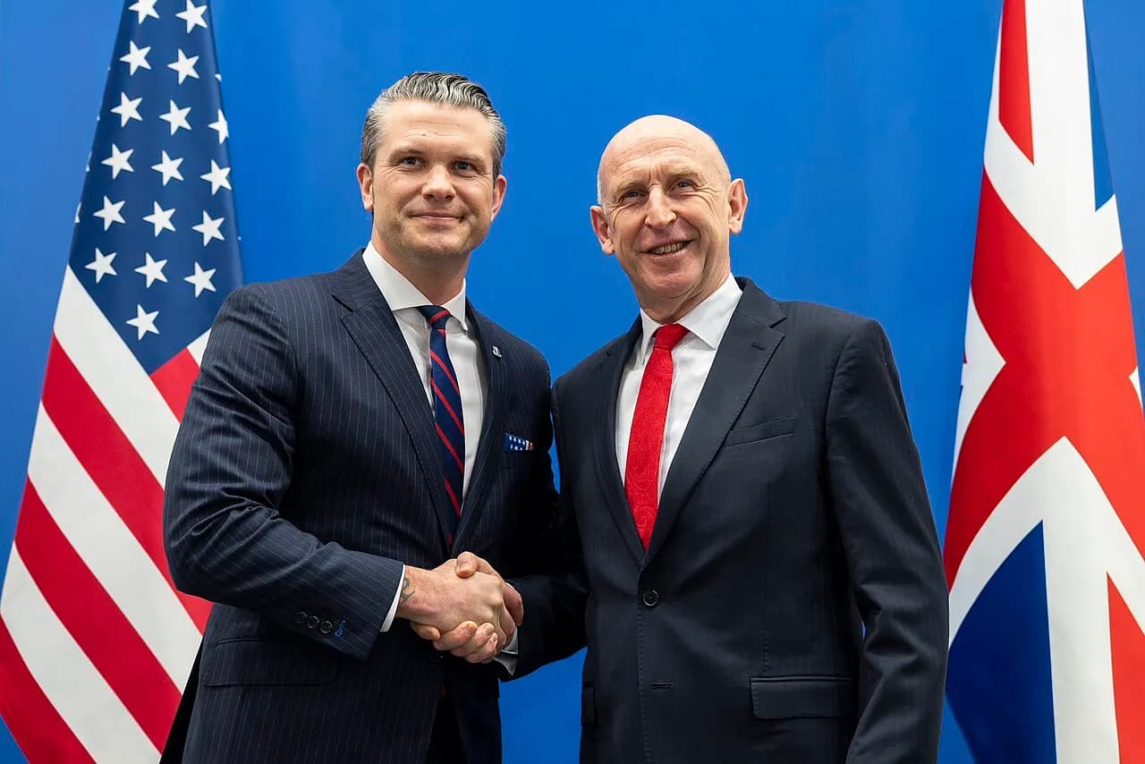 John Healey with Pete Hegseth during a February 2025 meeting