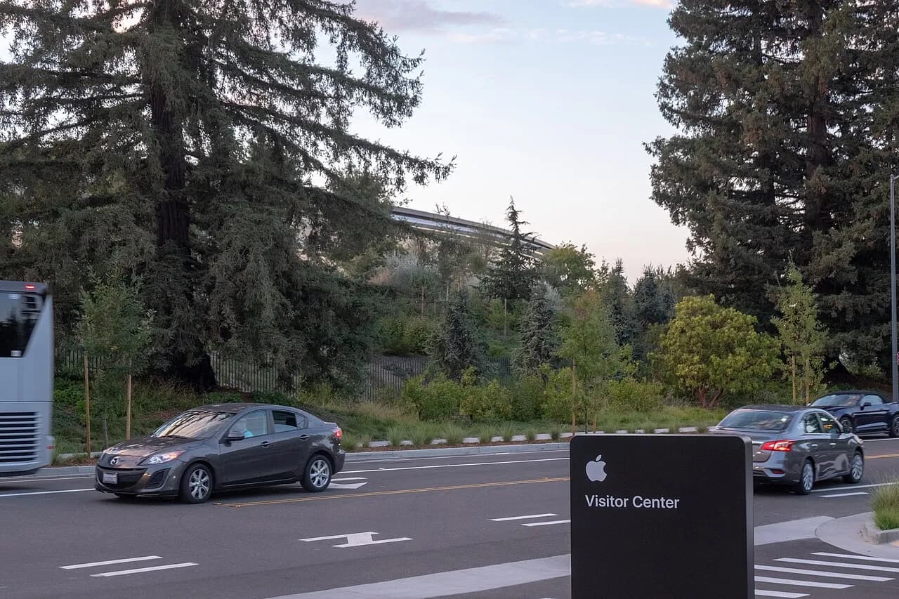 Apple Park and Apple Park Visitor Center sign in Cupertino, California