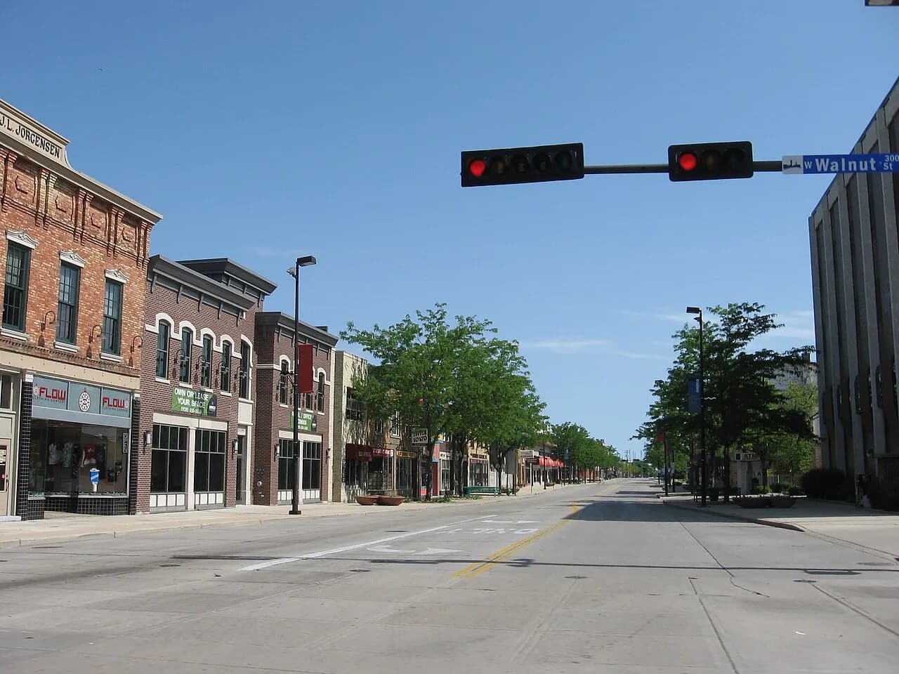 Street view looking north along Broadway from Walnut Street in Green Bay's Broadway District
