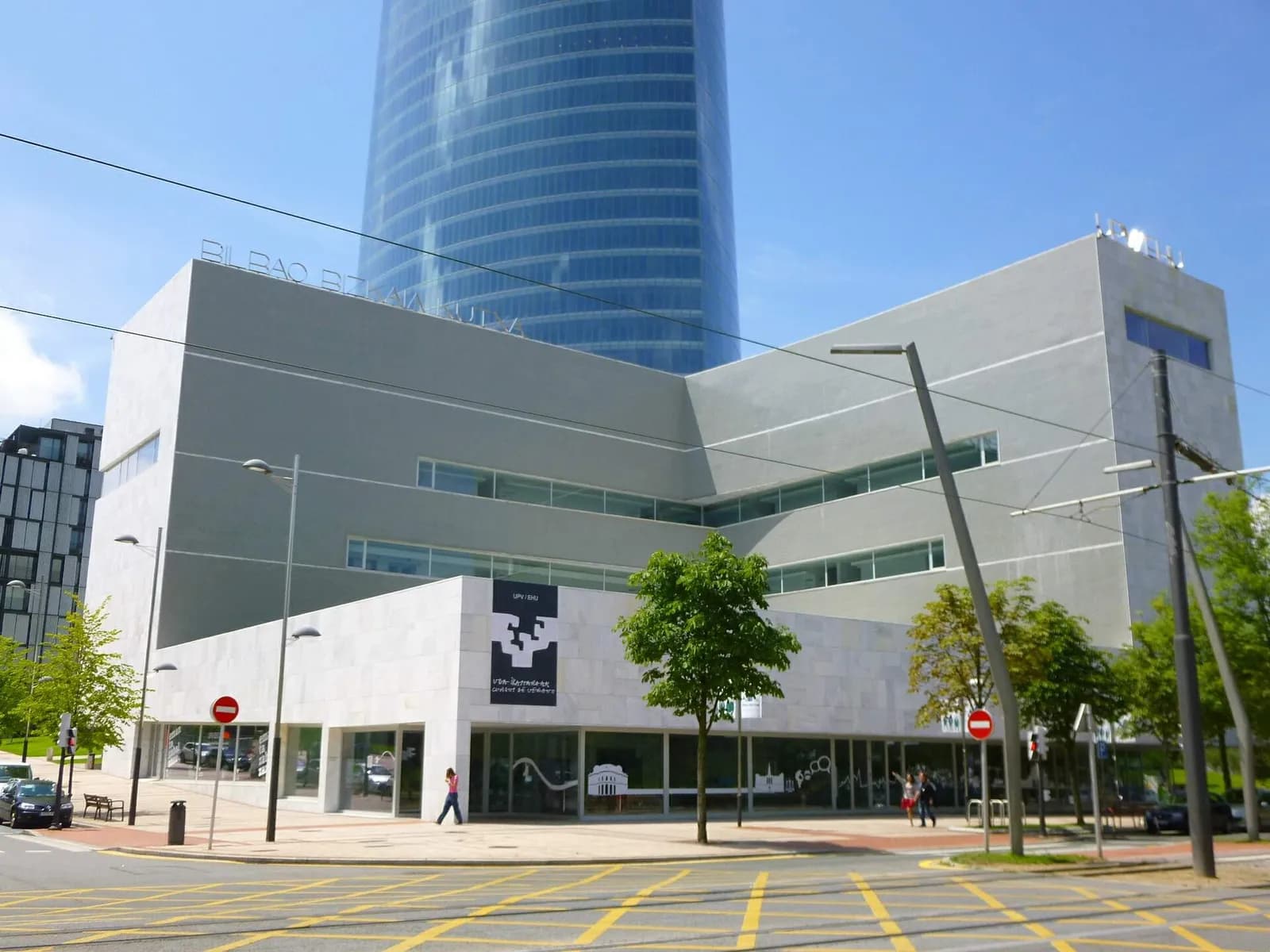 Torre Iberdrola and the Paraninfo building of the University of the Basque Country in Bilbao.