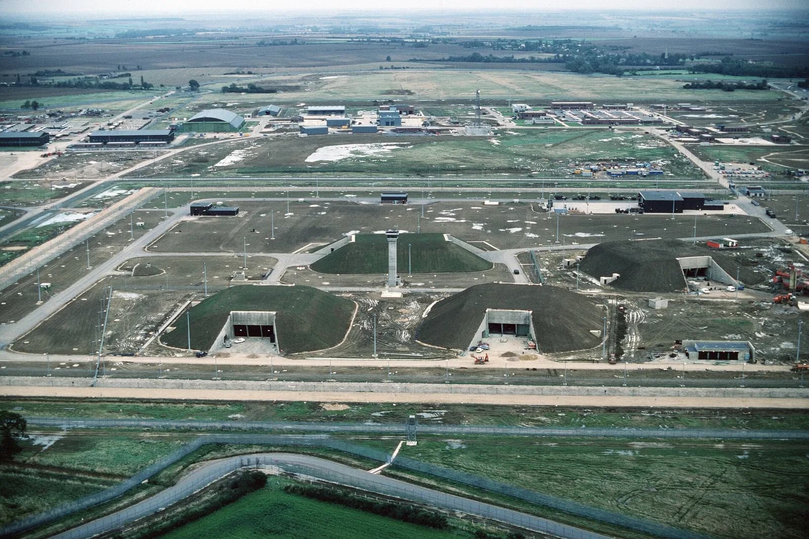 Aerial view of RAF Molesworth in 1989, showing the ground-launched cruise missile base.