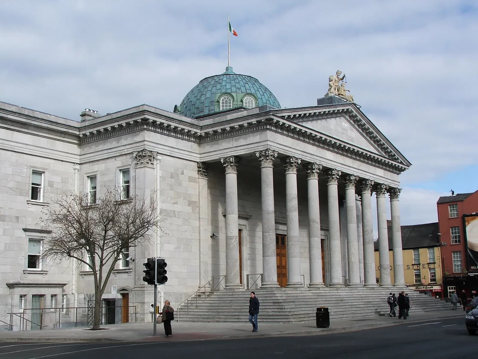 Exterior of Cork Courthouse viewed from Washington Street.