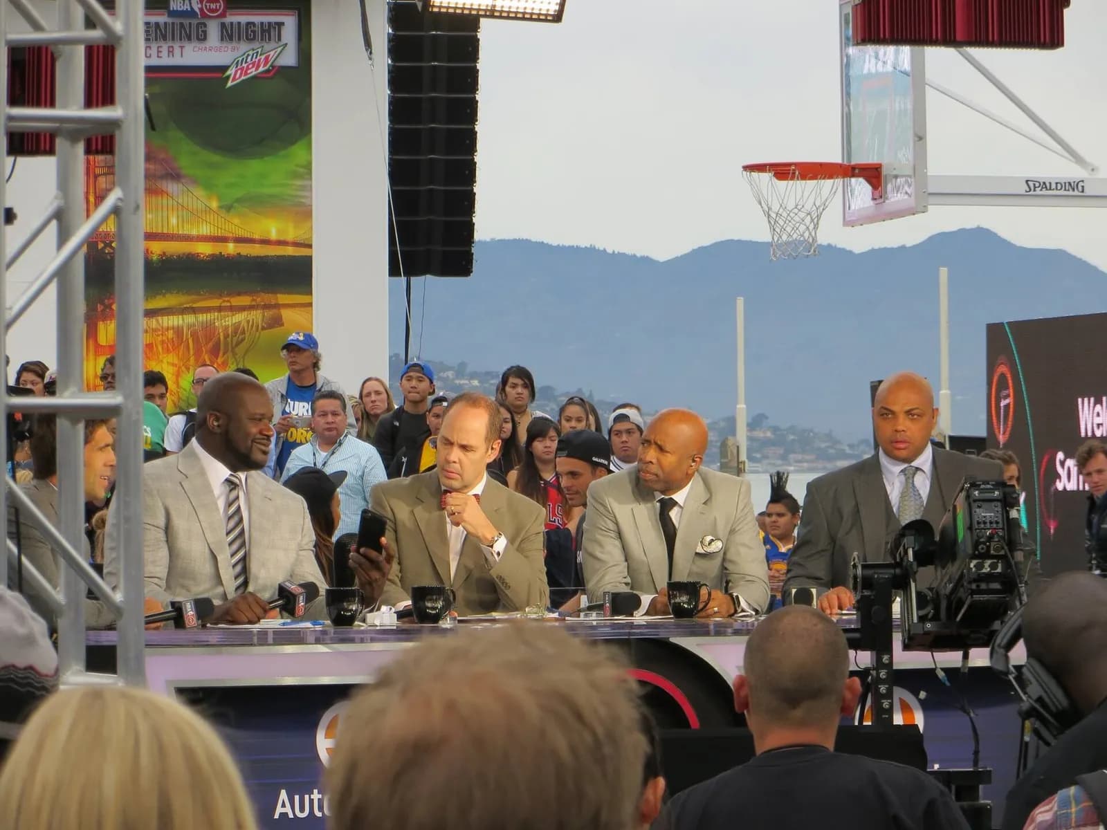 Ernie Johnson with Shaquille O’Neal, Kenny Smith and Charles Barkley at Pier 43.
