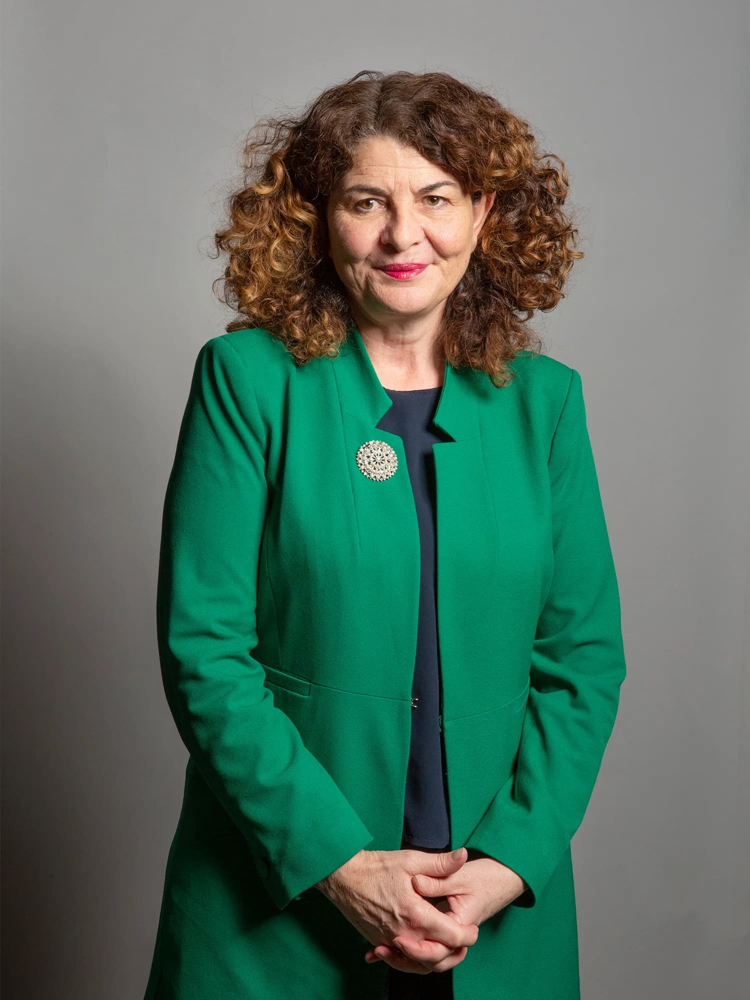 Official portrait of Dame Diana Johnson