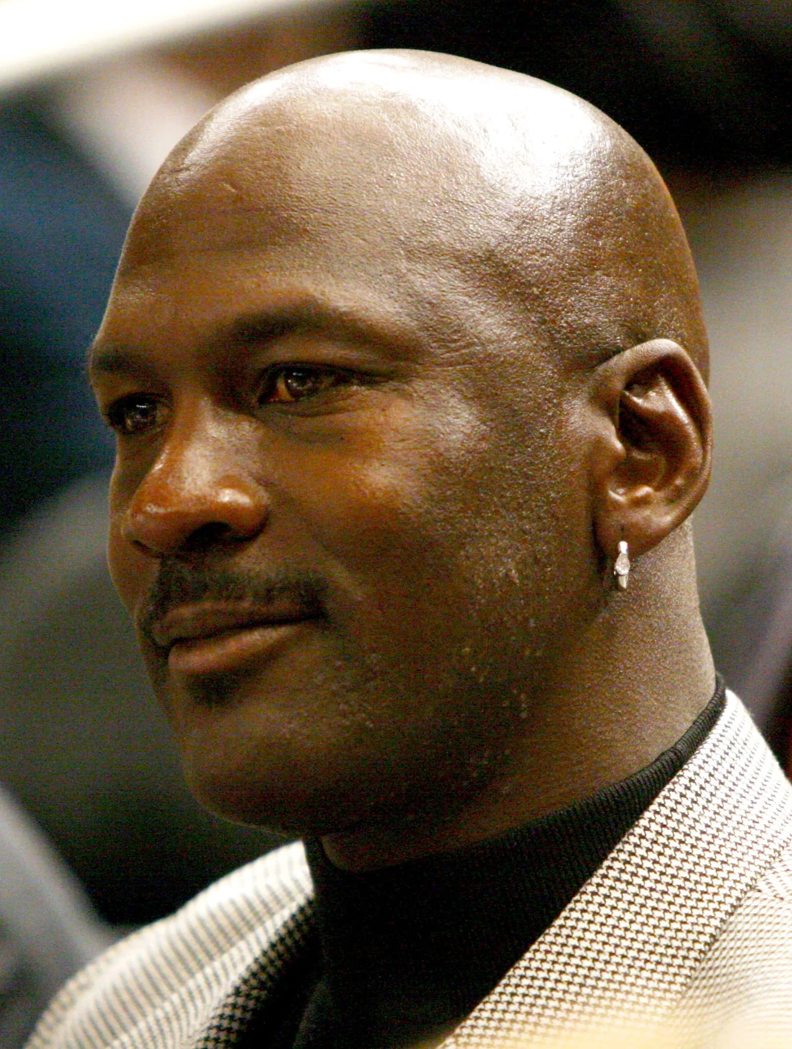 Michael Jordan at a basketball game in 2006