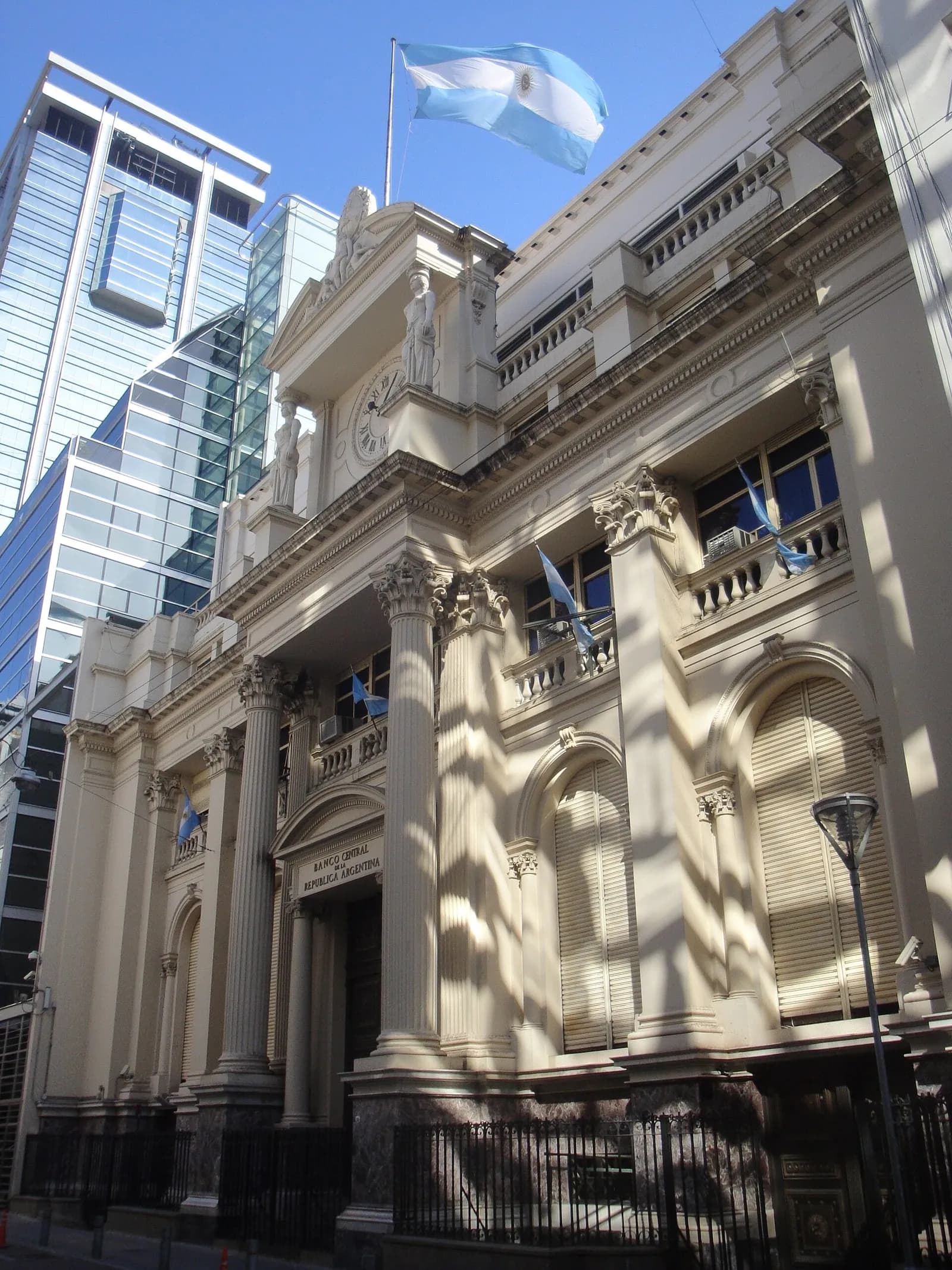Exterior of the Banco Central de la República Argentina headquarters in Buenos Aires.